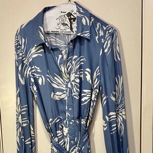 New Destination 365 Printed Shirt dress Small. self belt
